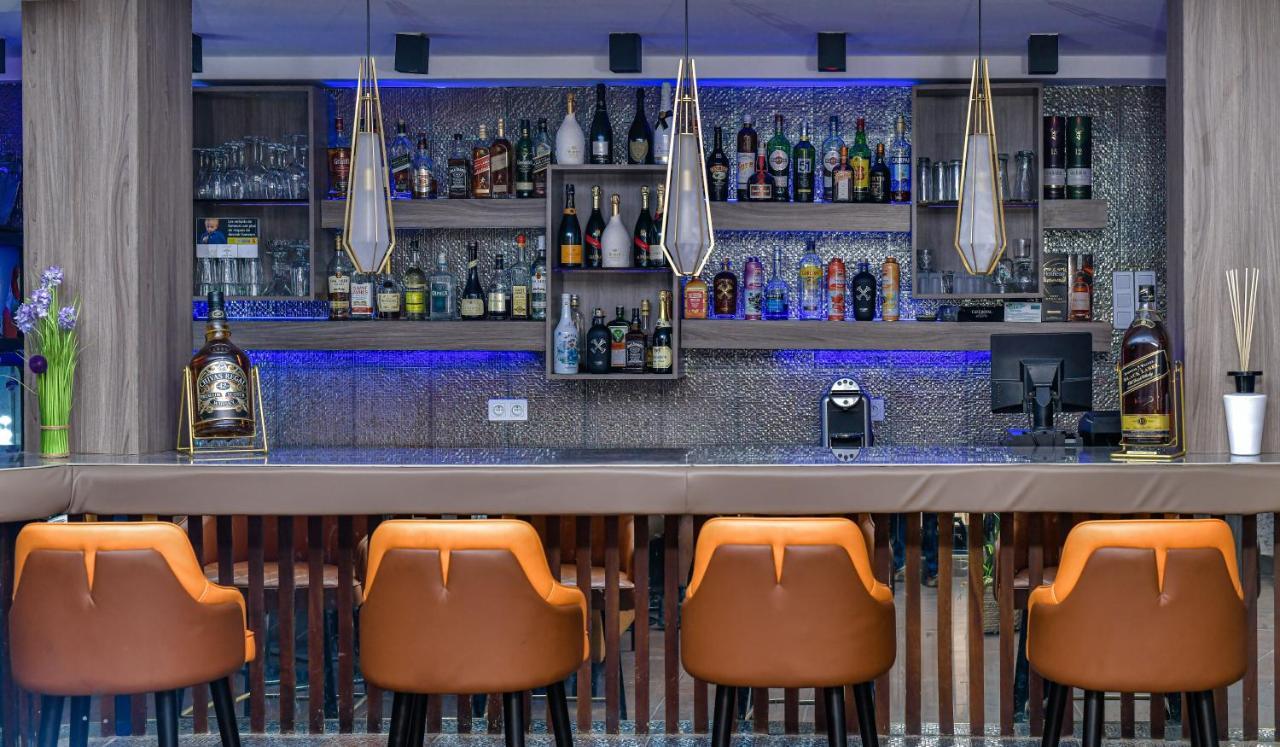 Hotel M'Rode Lomé Eksteriør billede