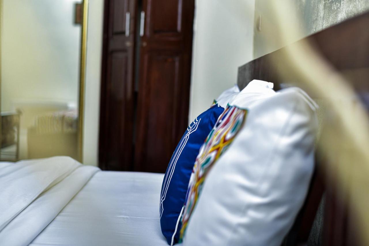 Hotel M'Rode Lomé Eksteriør billede